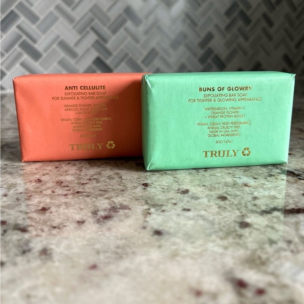 Truly beauty bar soaps Buns of Glowry & Anti Cellulite